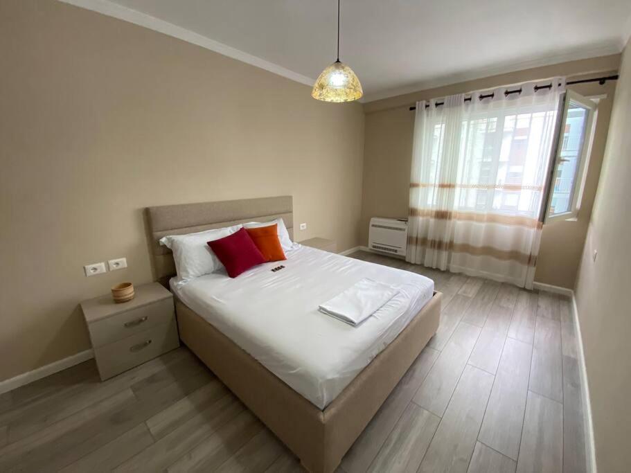 Cozy Flat Appartments In Apartmán Tirana