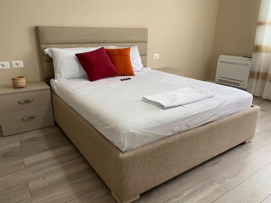 Cozy Flat Appartments In Apartment Tirana