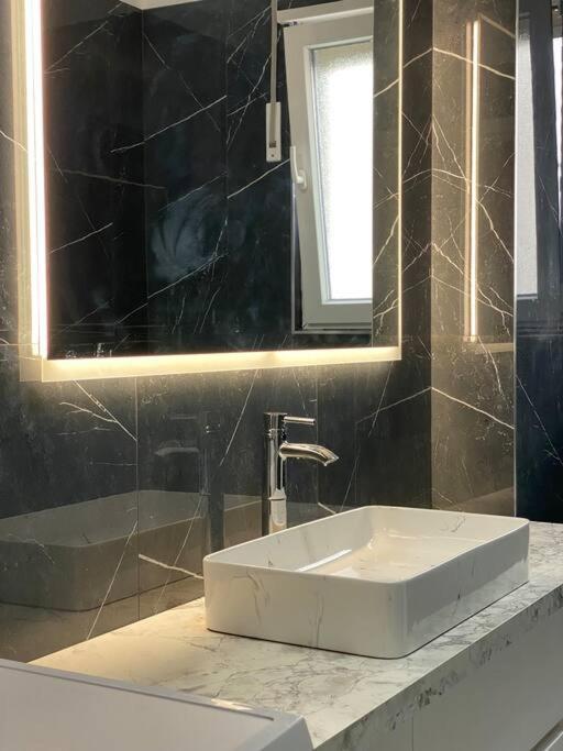 Cozy Flat Appartments In Tirana